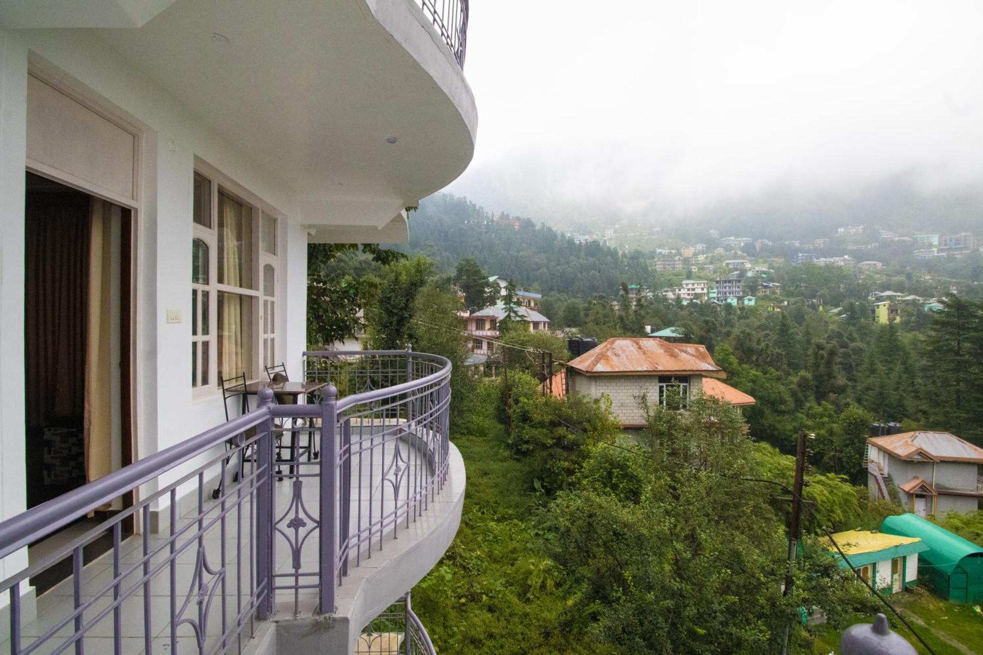 Wow Stayz2 Hotel The Lodge Dharamshala Exteriör bild