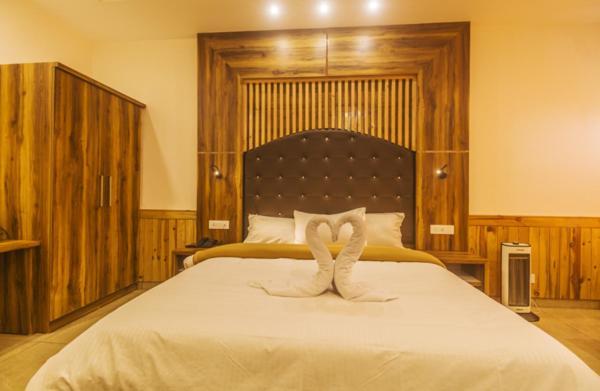 Wow Stayz2 Hotel The Lodge Dharamshala Exteriör bild