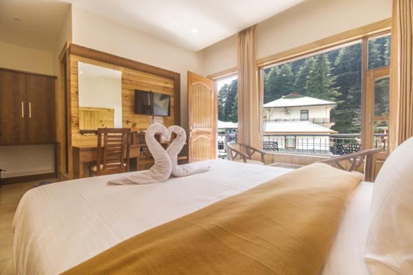 Wow Stayz2 Hotel The Lodge Dharamshala Exteriör bild